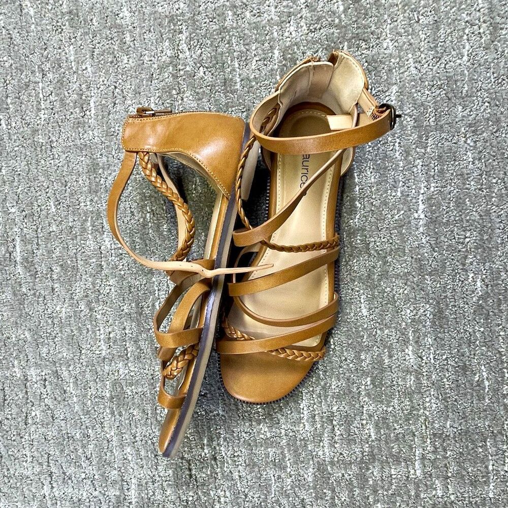 maurices Women’s Brown Strappy Braided Ankle Strap Flat Sandals gladiator size 7